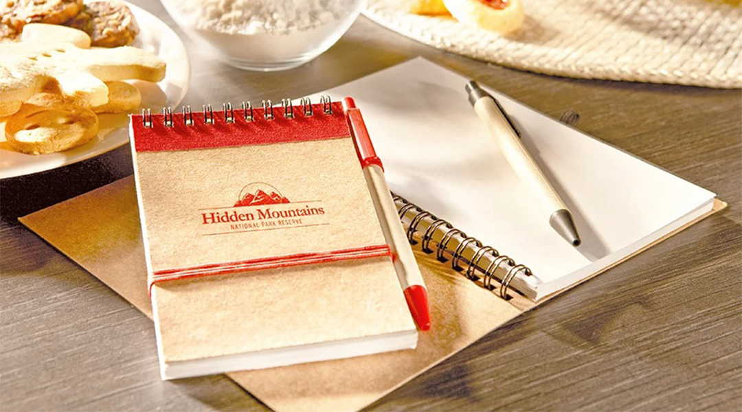 Caderno com esferográfica 'Ecocard'